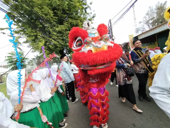 Barongsai Warnai MTQH Depok 2025